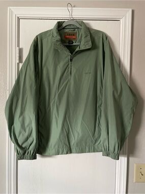 IZOD Men’s Light Sage Green Quarter-Zip Windbreaker